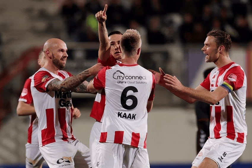 合在一起 合在一起